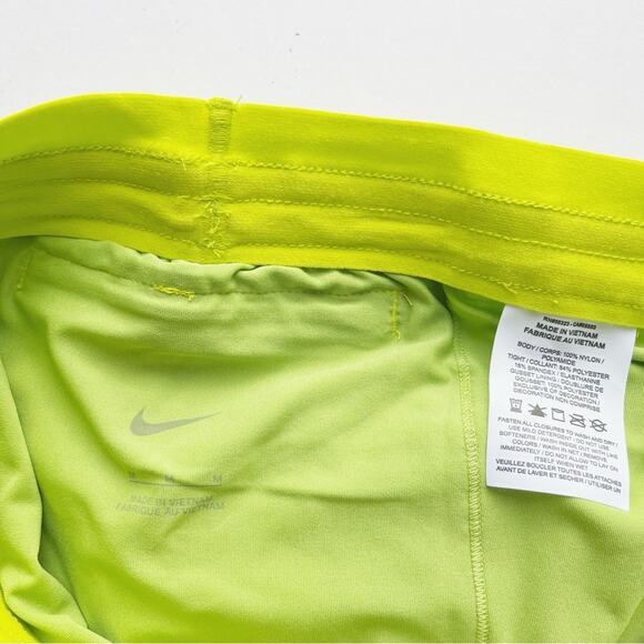 Nike Women's Icon Clash Tempo Luxe Mid-rise Running Shorts Green - Picture 6 of 7